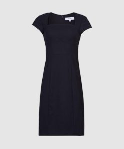 Theknightrobe.shop0680b869ce 2
