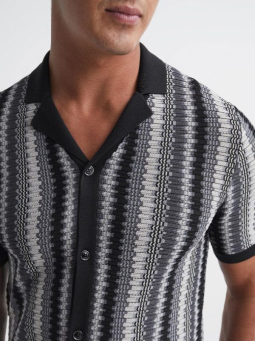 Theknightrobe.shop0afebb95e8 4