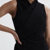 Theknightrobe.shop0e4e311503 1