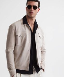 Theknightrobe.shop19d0637f06 2