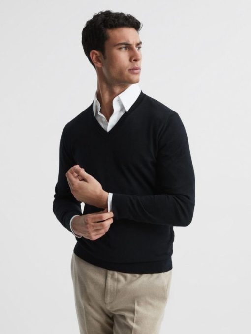Theknightrobe.shop2f062d5782 1