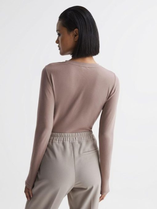 Theknightrobe.shop3e5802342a 5