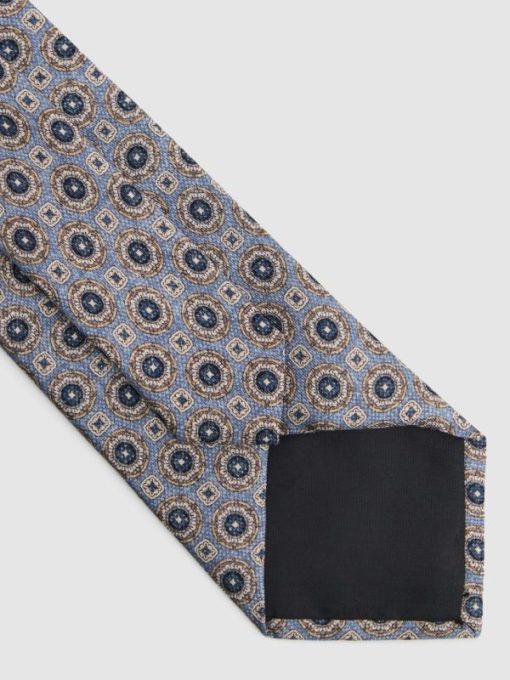 Theknightrobe.shop4e86eb8592 4