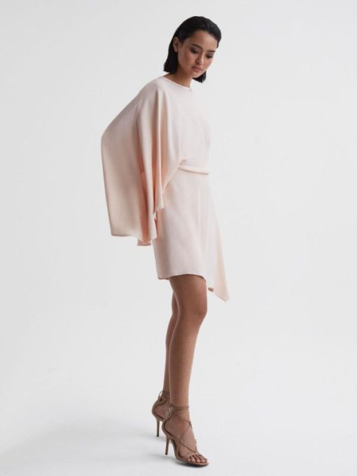 Theknightrobe.shop5b307d4467 1
