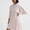 Theknightrobe.shop5b307d4467 4