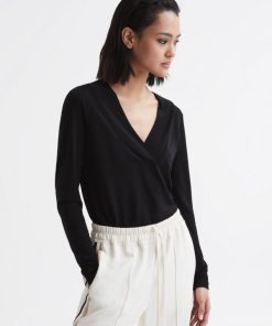Theknightrobe.shop611b1b6662 1