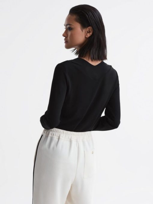 Theknightrobe.shop611b1b6662 5