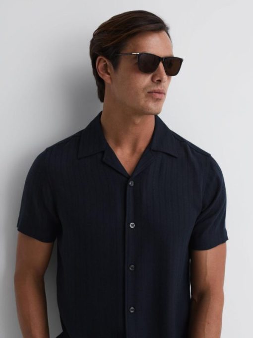 Theknightrobe.shop72b30ba43f 1