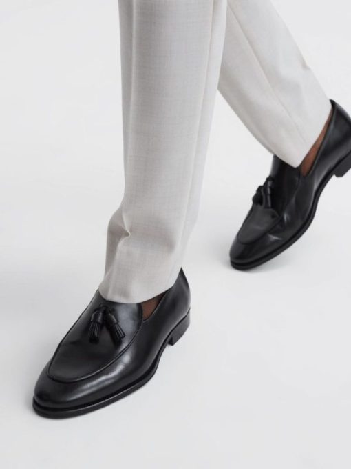 Theknightrobe.shop74746c30f3 2