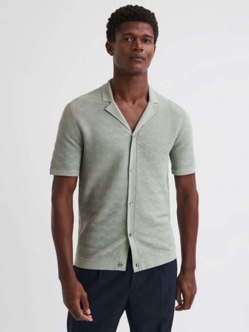 Theknightrobe.shop76da485710 1
