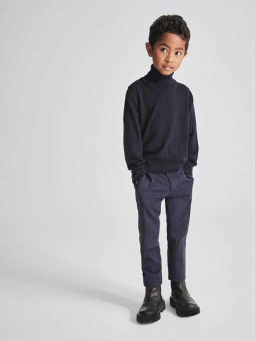 Theknightrobe.shop8a7f1cb2c3 1