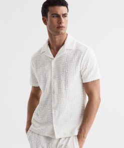 Theknightrobe.shop8b30172933 1