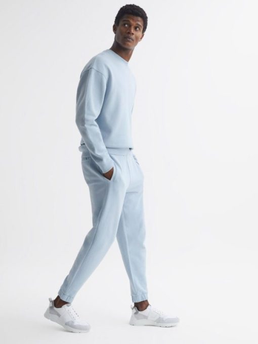 Theknightrobe.shop92e0d73bee 1