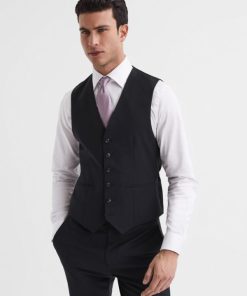 Theknightrobe.shop9a6c3c69a5 1