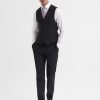 Theknightrobe.shop9a6c3c69a5 3