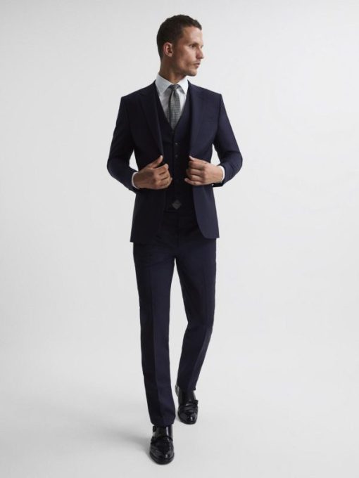 Theknightrobe.shop9e0cb75453 3