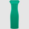 Theknightrobe.shopba1ade3d2c 2
