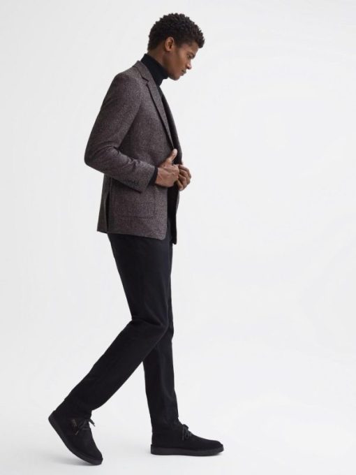 Theknightrobe.shopc53c27ffee 1