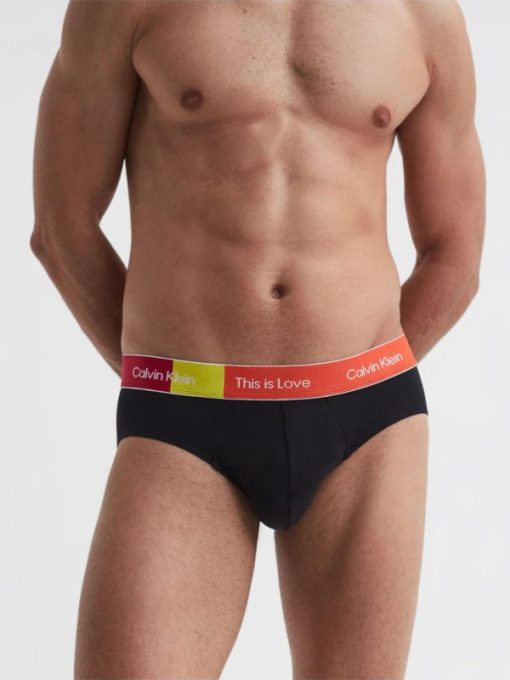 Theknightrobe.shopd1b060baaa 1
