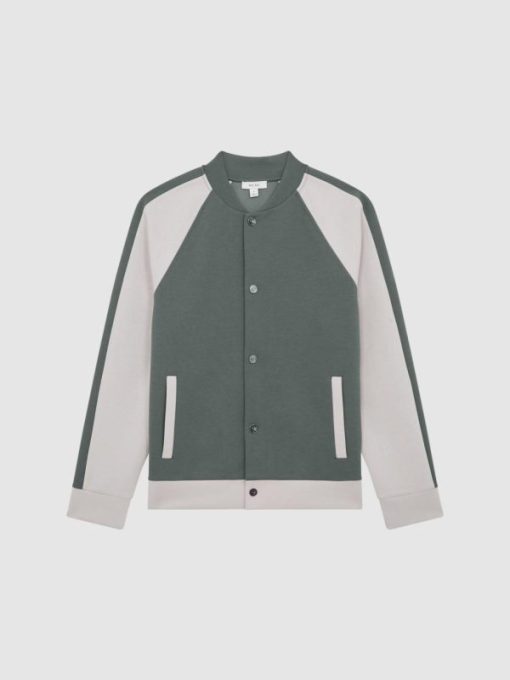Theknightrobe.shopd6c9106533 3