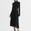 Theknightrobe.shopda36483d31 3