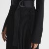 Theknightrobe.shopda36483d31 4