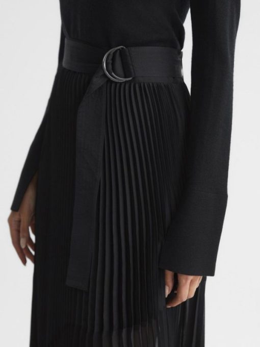 Theknightrobe.shopda36483d31 4