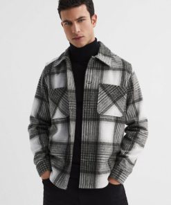 Theknightrobe.shopdf04d5083d 1