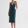 Theknightrobe.shopdf750d0452 1